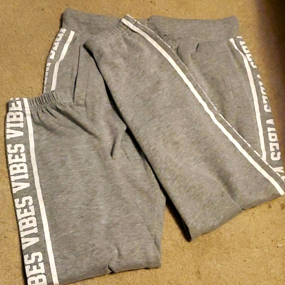 Rue 21 gray vibes Medium sweat pants